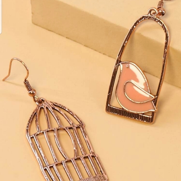 *Sami* Bird Cage Earrings - Picture 1 of 3